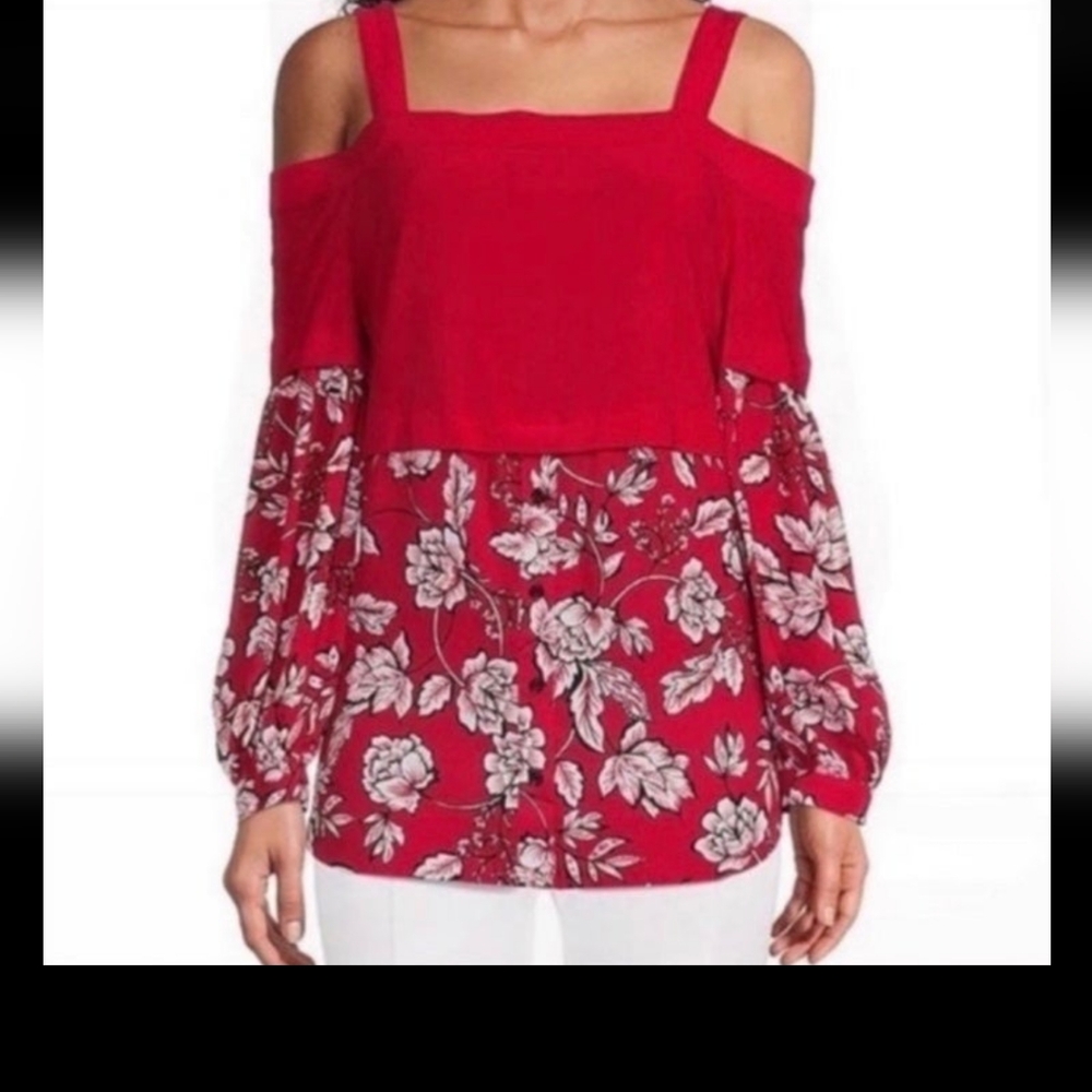 Woman's long sleeve blouse